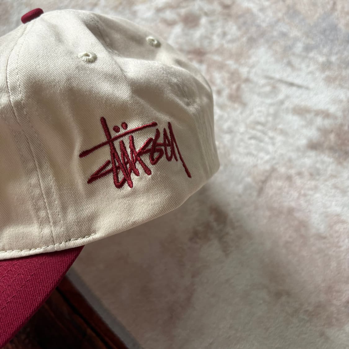 Stüssy Chenille S Low Pro Cap – White/Red